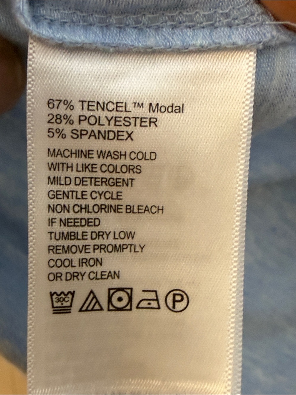 Tommy Bahama Heathered Light Blue V-Neck Short Sleeve Tee - Picture 3 of 5
